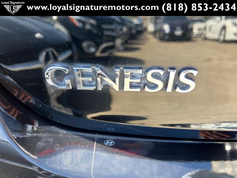 Used-2015-Hyundai-Genesis-38L
