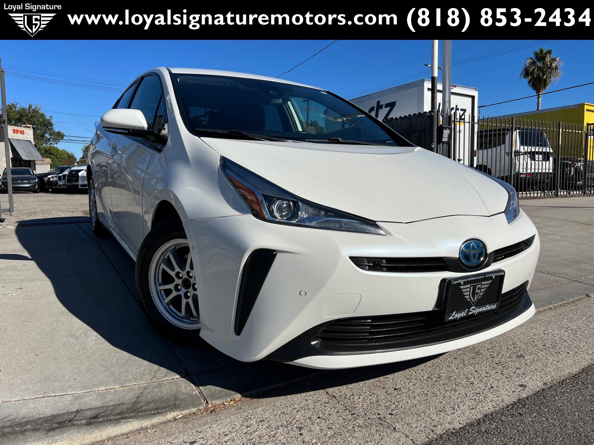 Used 2019 Toyota Prius LE | Van Nuys, CA