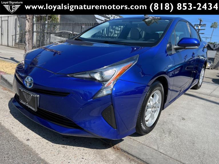 Used-2016-Toyota-Prius-Two