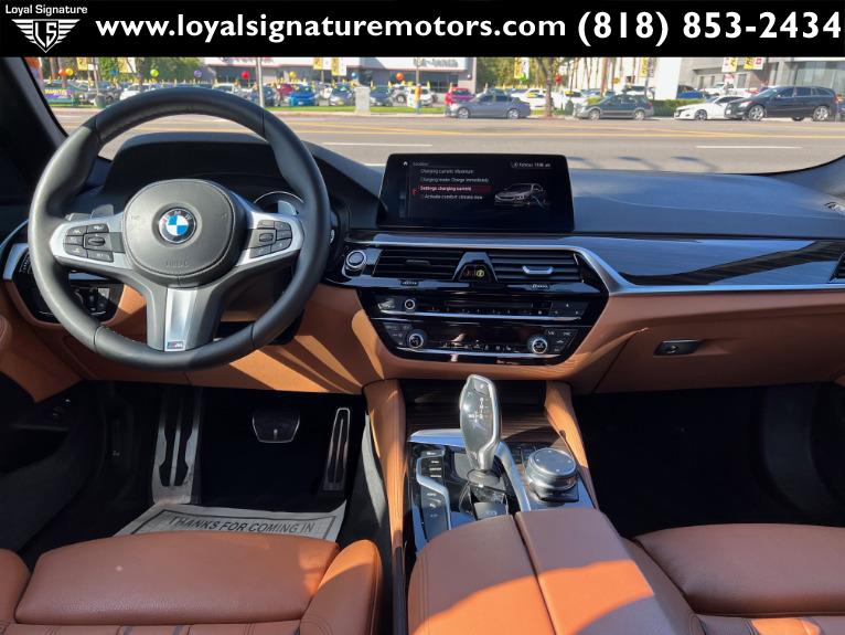 Used-2019-BMW-5-Series-530e-iPerformance