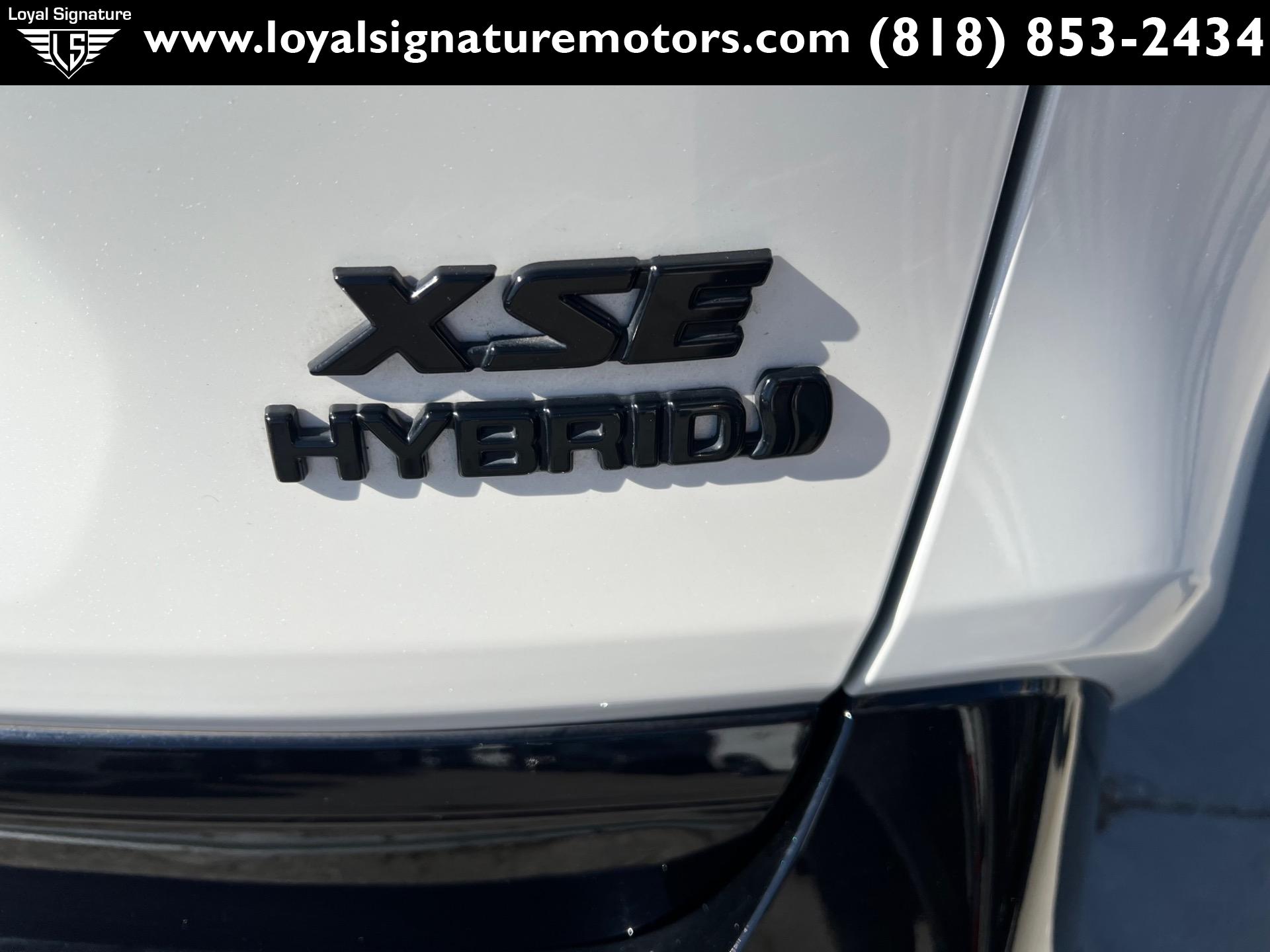 Used-2019-Toyota-RAV4-Hybrid-XSE
