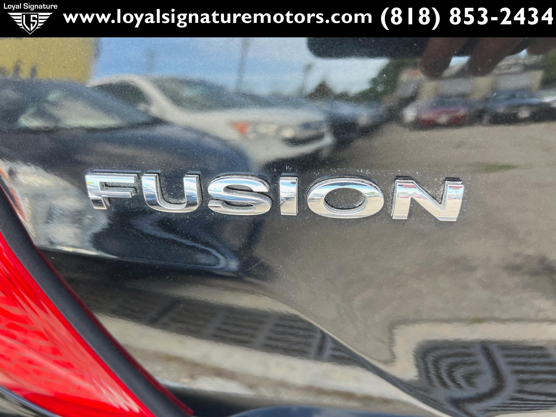 Used-2012-Ford-Fusion-Hybrid