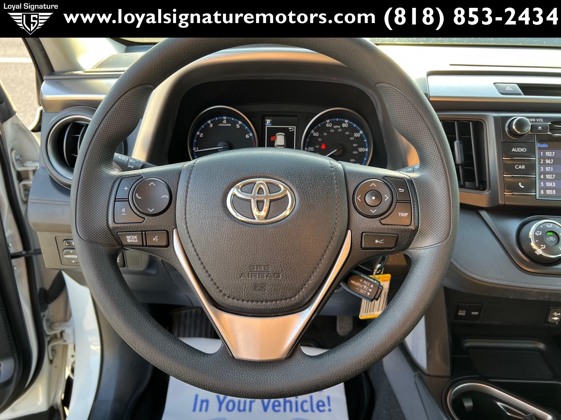 Used-2018-Toyota-RAV4-LE