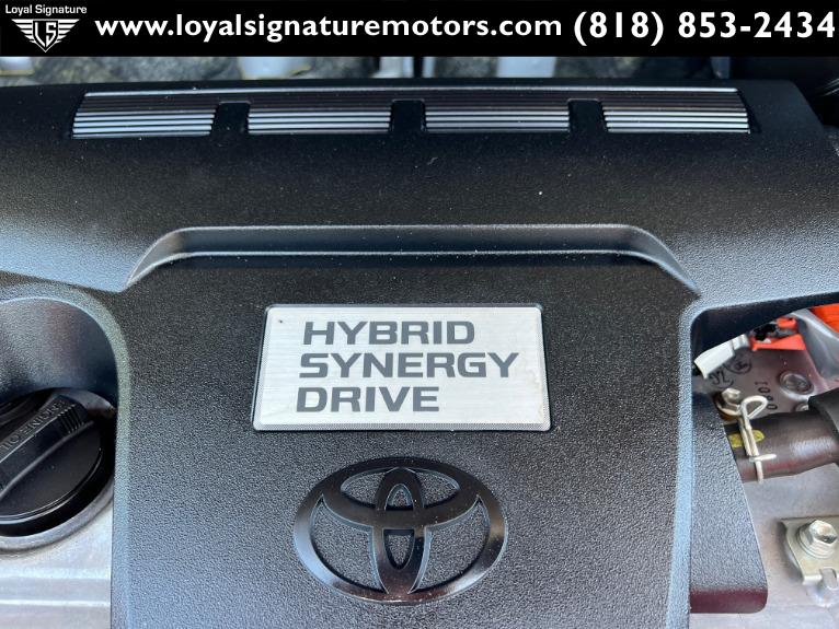 Used-2018-Toyota-RAV4-Hybrid-SE