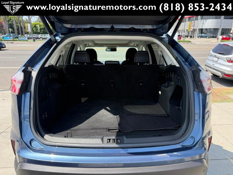 Used-2019-Ford-Edge-SEL