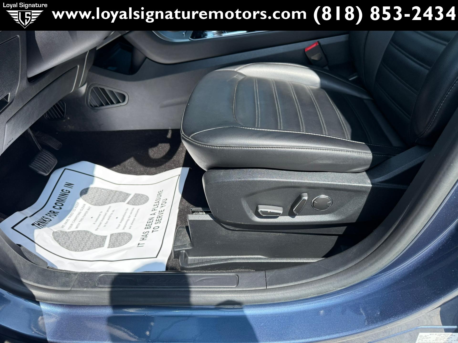 Used-2019-Ford-Edge-SEL