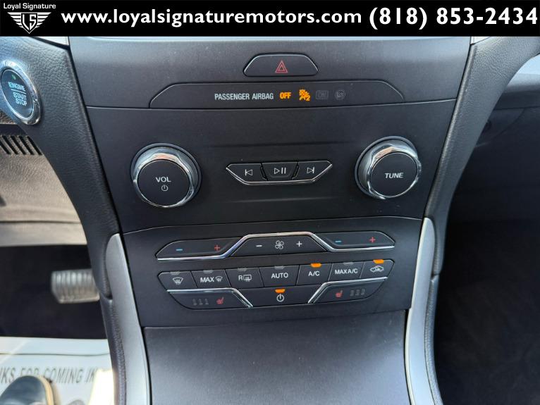 Used-2019-Ford-Edge-SEL