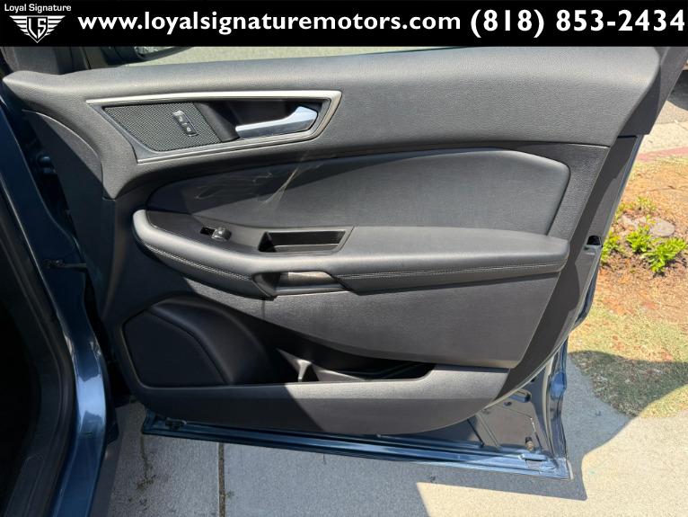 Used-2019-Ford-Edge-SEL