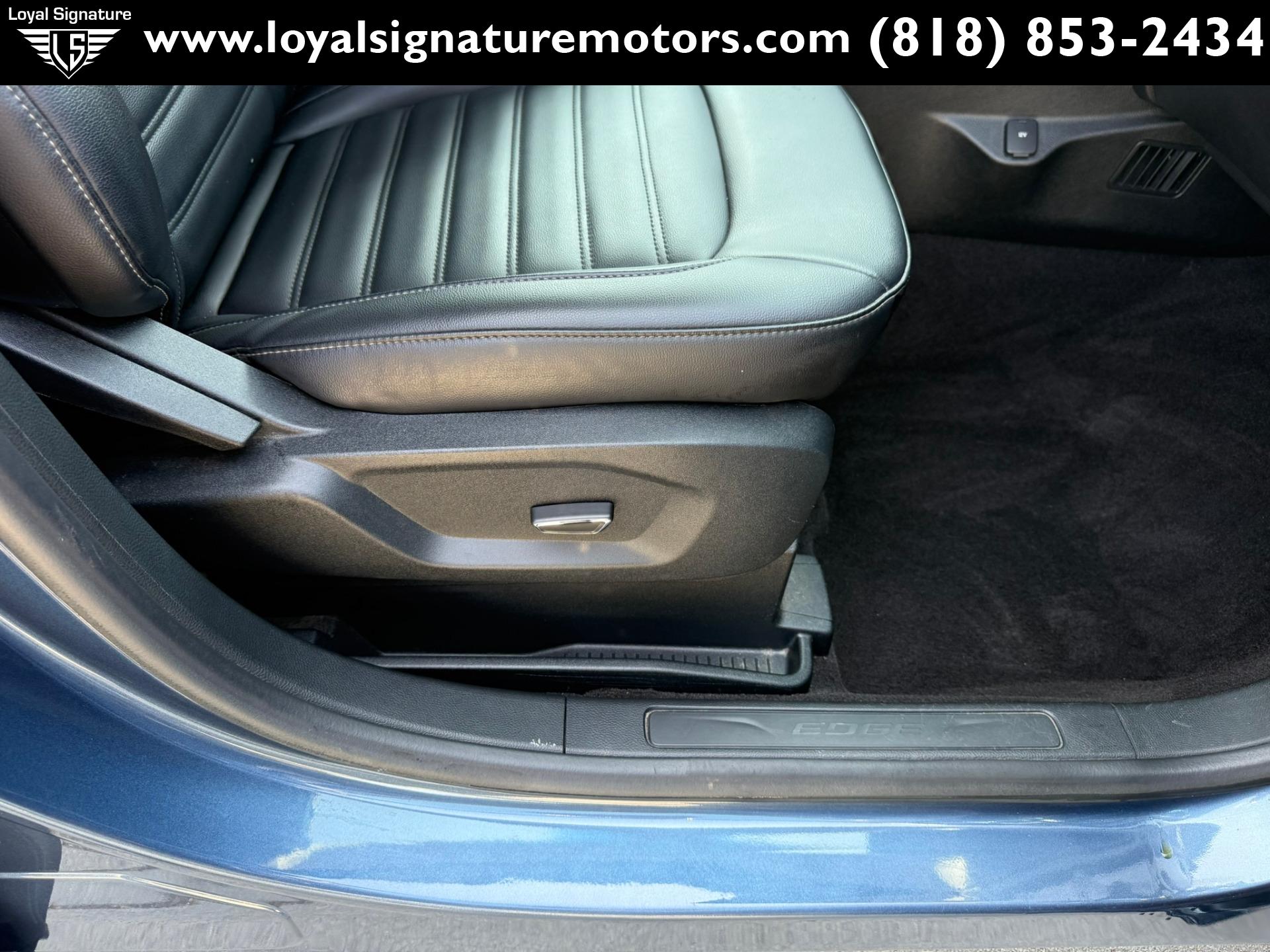 Used-2019-Ford-Edge-SEL