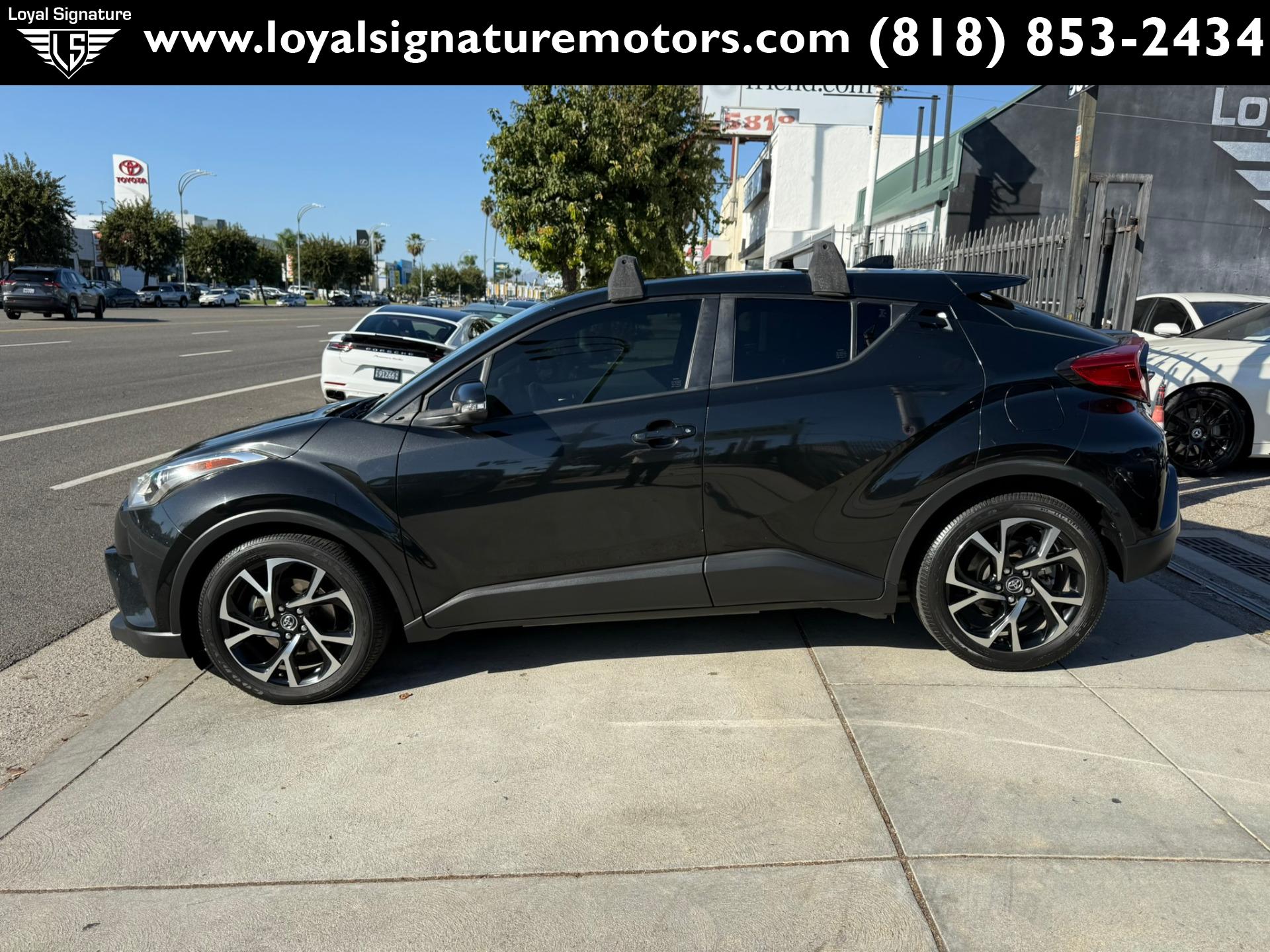 2019 Toyota C-HR XLE Limited photo 4