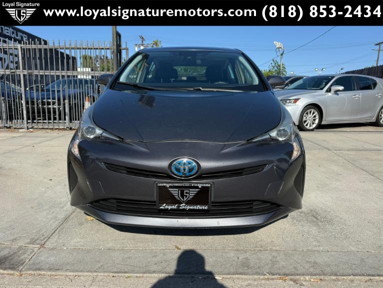 2016 Toyota Prius Three's photo