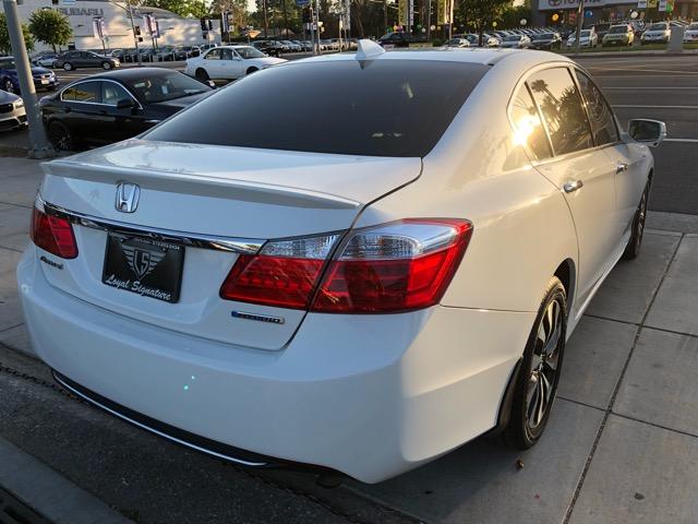 Used-2015-Honda-Accord-Hybrid-EX-L